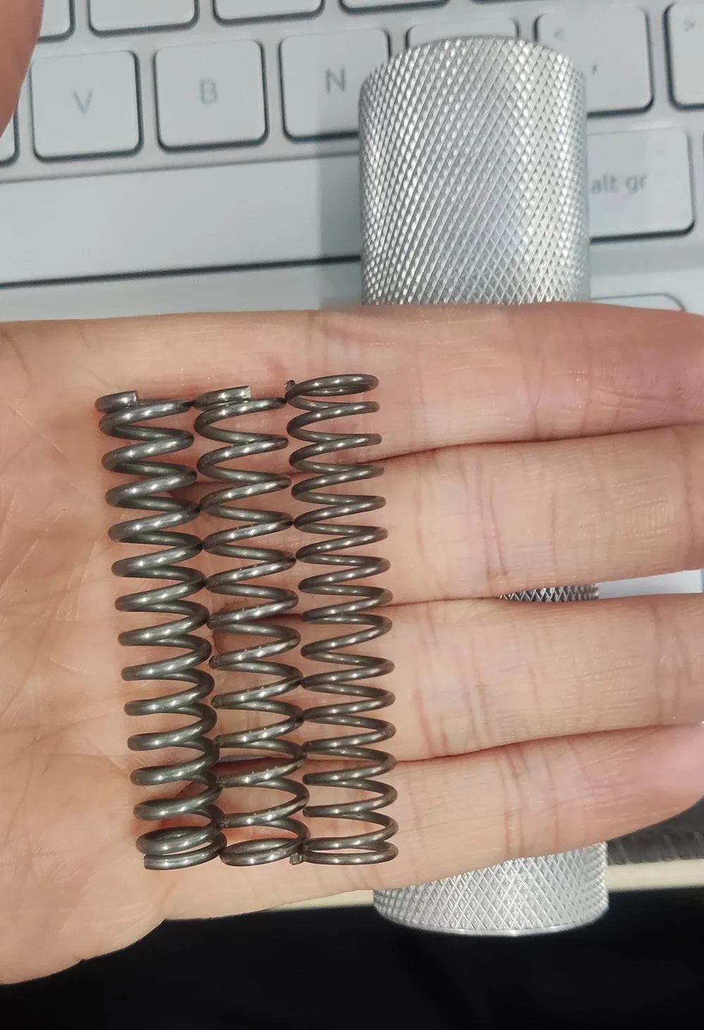 Titan Palm Thumb Strength